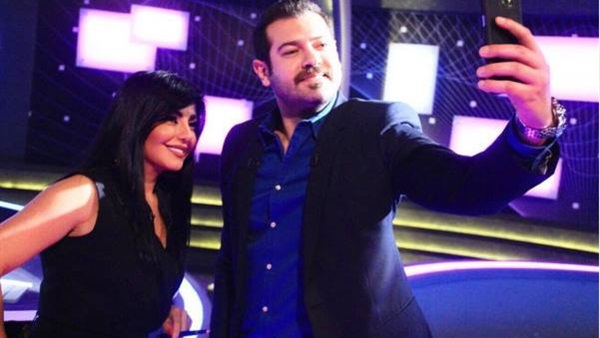 عمرو يوسف ضيف رغدة شلهوب  فى «100 سؤال»