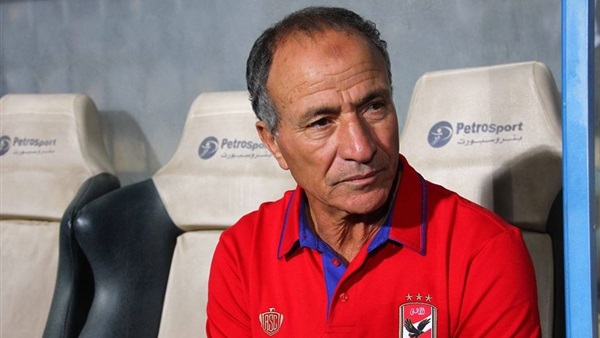 فتحي مبروك: مباراة الزمالك ليست نهاية العالم. . وسنصالح الجمهور بلقب الكونفدرالية 