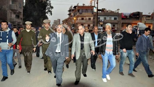 بالصور.. ​محافظ القليوبية يتفقد سوق بنها الجديد قبل إفتتاحه