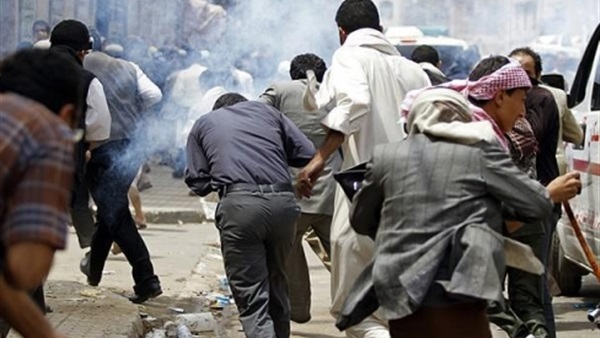 اشتباكات وغارات بعدة مناطق من تعز