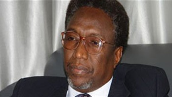 نائب الرئيس السوداني يؤكد أن الحوار الوطني سيعيد الاستقرار للبلاد