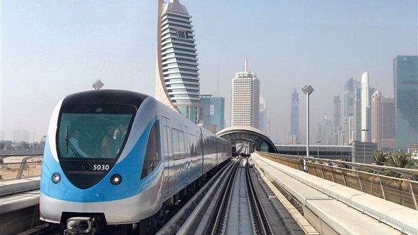 دبى.. مندوب ينقل حقيبة ألماس عبر المترو 