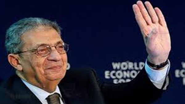 "موسى" يصل القاهرة بعد مشاركته في " الدولي للسلام"  