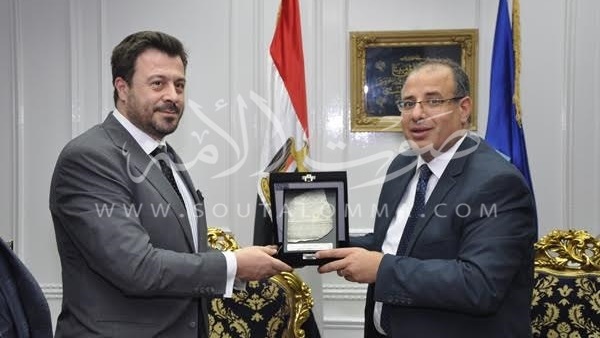 بالصور .. محافظ البحيرة يستقبل القنصل اليونانى