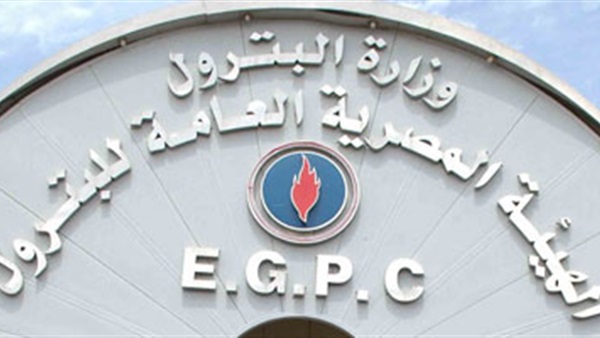 مايكل نجيب: نسعى لتوفير فرص عمل لخريجي هندسة البترول