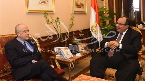 محافظ الاسكندريه يبحث سبل تطوير العلاقات مع قنصل اسبانيا
