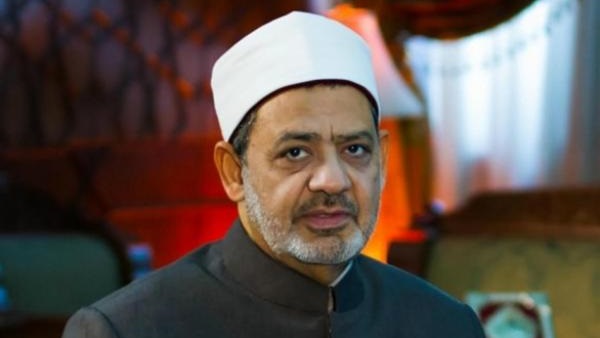 احتفال شعبى ورسمى بشيخ الأزهر فى زيارته لأكبر جامعة اندونيسية