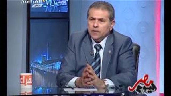 بالفيديو.. توفيق عكاشة يخرج عن الصف ويتضامن مع مرتضى منصور 