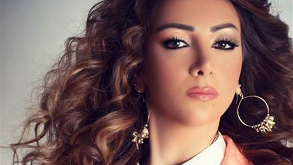 مارغو حداد في لوكيشن «السلطان والشاة»