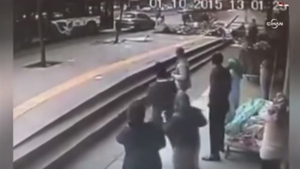 بالفيديو.. دهس 12 شخصا بأنقرة  