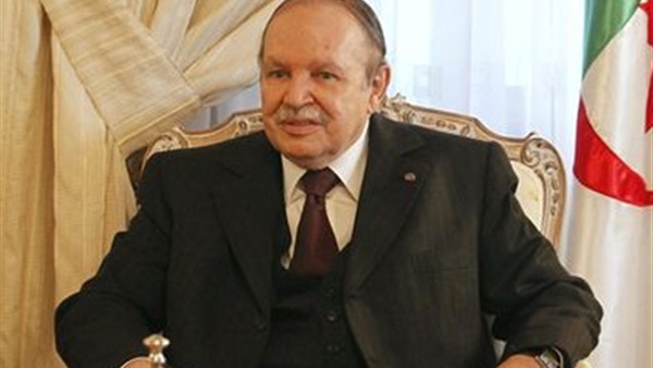 "بوتفليقة" يبحث مع "الجعفري" الوضع في المنطقة العربية