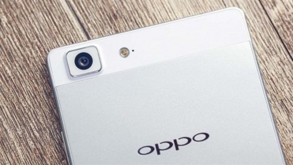 «OPPO» تحصد جائزة أسرع شاحن فى مؤتمر برشلونة