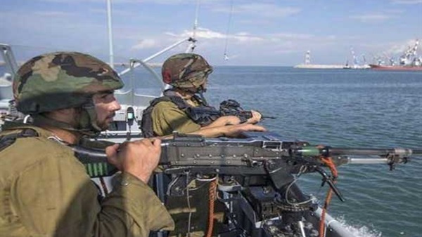 قوات الاحتلال الإسرائيلي تستهدف المزارعين والصيادين في قطاع غزة