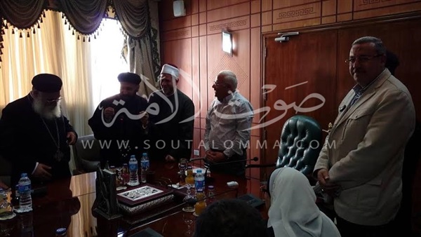 بالصور..محافظ بورسعيد يستقبل وفد بيت العائلة المصرية  