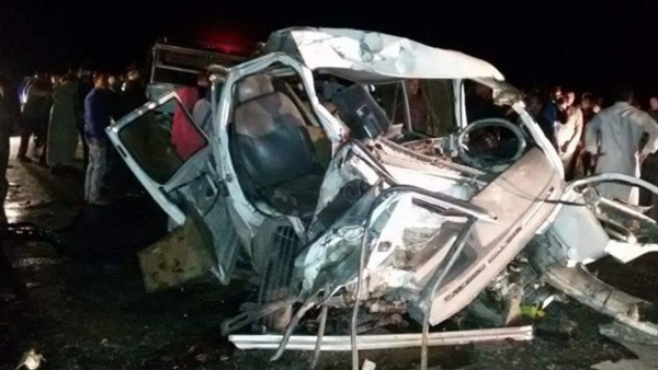 مصرع شخصين وإصابة آخر فى حادث تصادم بطريق السويس  