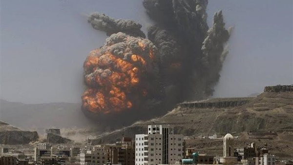 تفاصيل مصرع 30 شخصا جراء قصف سوق فى اليمن