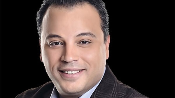 بالفيديو.. تامر عبد المنعم: «اللى يقل أدبه عليا هضربه بالجزمة»