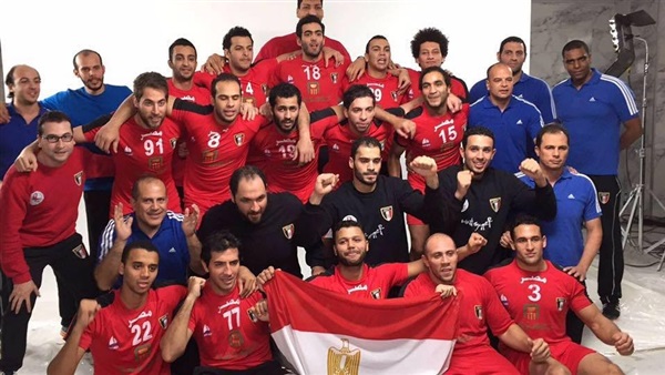 اليوم.. وزير الشباب والرياضة يكرم «منتخب اليد»