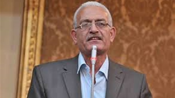 "التجمع": شعارنا (ضد الفقر والفساد والبطالة) بجانب رمز المفتاح  