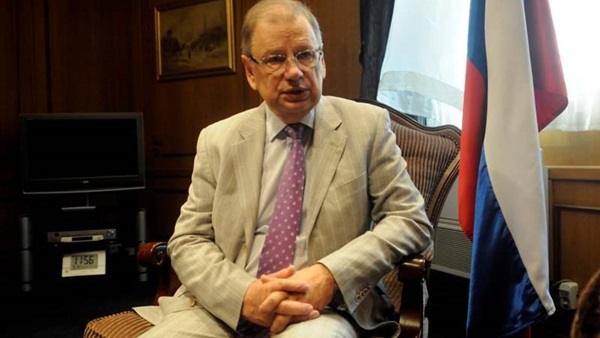 السفير الروسي يفتتح معرض «أرض الأحباب»