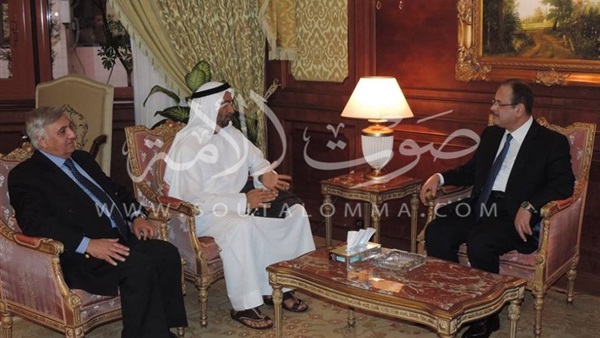 بالصور.. وزير الداخلية يلتقي برئيس البرلمان العربي 