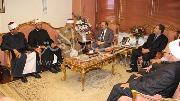 بالصور..محافظ بني سويف يشكل لجنة المصالحات الفرعية