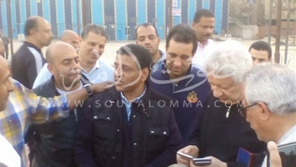 بالصور.. جلسة بـ«الزمالك»  تنهي أزمة رئيس الأبيض و «جعفر»  