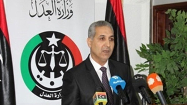 وفد من أعيان ليبيا يبحث مع وزير العدل بطرابلس أوضاع السجناء