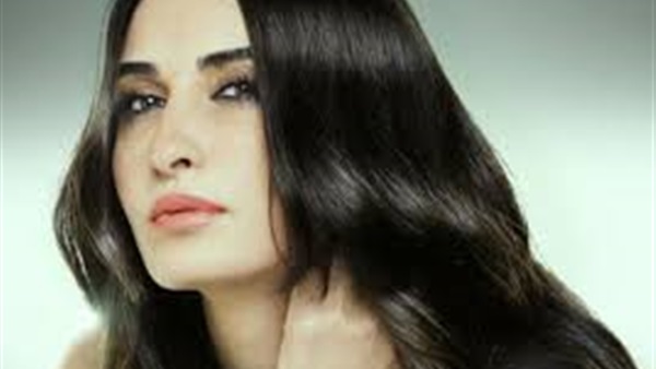 فاطمة الناصر تنضم لـ«الأسطورة»