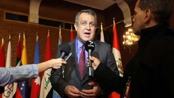 فنزويلا:أكثر من 15 دولة ستحضر اجتماع النفط منتصف مارس