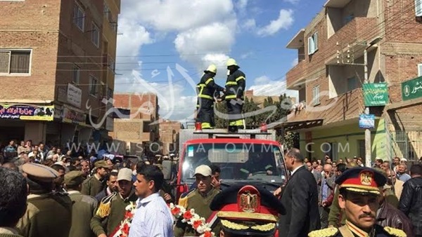 بالصور.. تشييع جثمان شهيد «الخانكة» بمسقط رأسه فى المنوفية