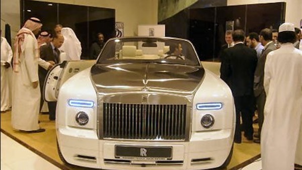 السعودية الثانية عالميًا في مبيعات سيارة «رولز رويس» 