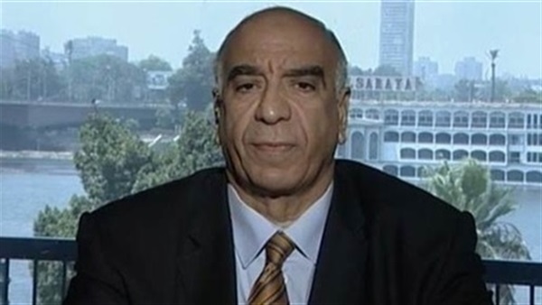 ضبط 931 قطعة غيار سيارات مغشوشة داخل محل بالأزبكية