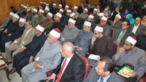 «الأوقاف»  تناقش «تحديات المؤسسات الدينية».. مايو