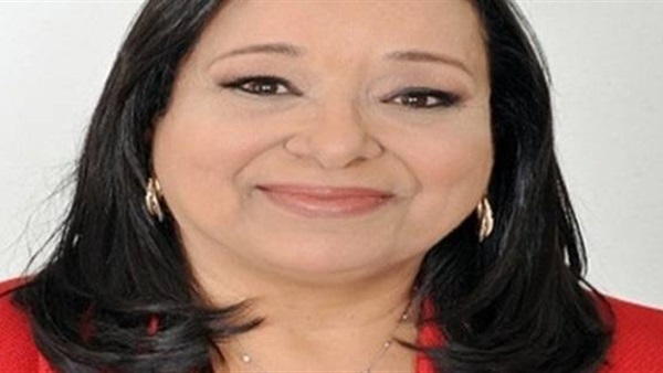 «نائبة» عن اليوم العالمي للمرأة: «وشنا حلو على البورصة» 
