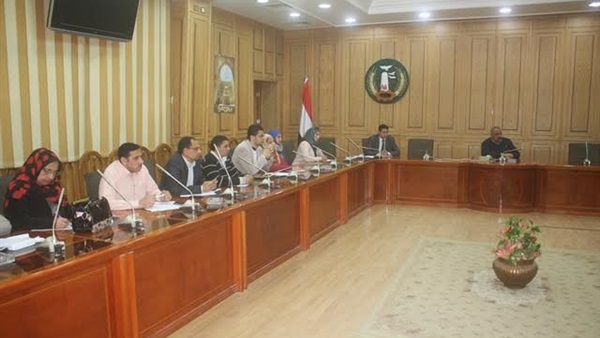 سكرتير عام المنوفية: تعزيز التعاون بين البنوك ومديرى مقرات«مشروعك»
