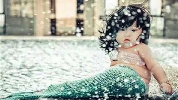 بالصور.. حورية بحر مثيرة للجدل