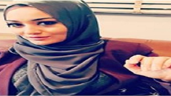 راندا البحيرى تنال إعجاب جمهورها بالحجاب  