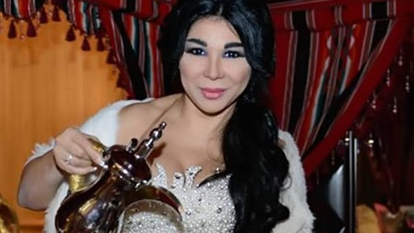 إيداع الفنانة غادة إبراهيم داخل حجز محكمة المعادي 