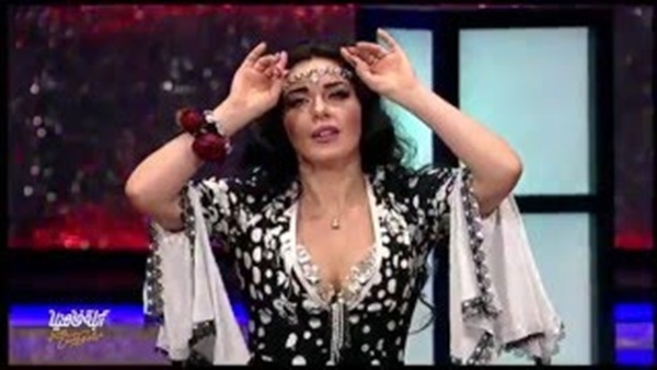 بالفيديو.. "ألا كوشنير" تتنازل عن بدل رقصها في "لايف من الدوبلكس"