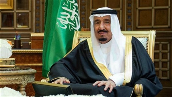 العاهل السعودي يبحث مع رئيس  وزراء فرنسا المستجدات في المنطقة 