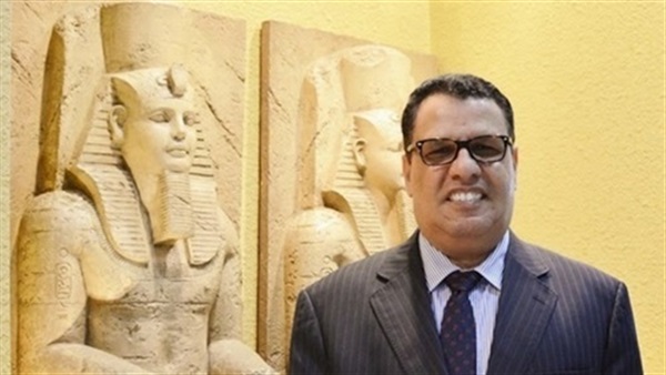 «السياحة» خاطبت مسئولى نادى روما الإيطالى من أجل لعب مباراة ودية فى مصر 