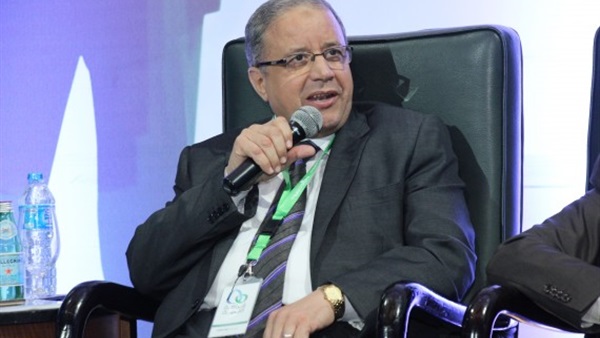 اليوم.. رئيس مصلحة الضرائب يبحث مع التجار العديد القضايا الضريبية