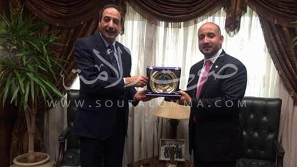بالصور.. «عطية» يستقبل وزير النقل البنمي بميناء الإسكندرية
