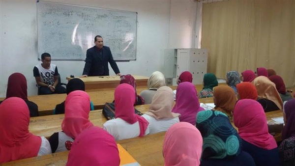 عميد علوم بورسعيد «الحرم الجامعي مكان  مخصص للدراسة العلمية فقط» 