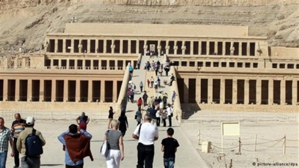 «السياحيون» يبحثون تعديل اللائحة الداخلية للنقابة