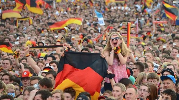 الألمان ينفقون 11 مليار يورو سنويا على كرة القدم 