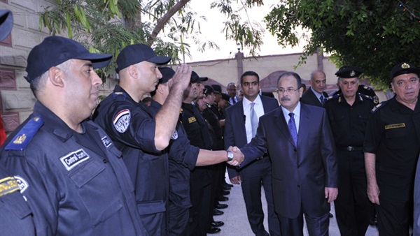   وزير الداخلية يصرح بزيارة إستثنائية لجميع السجناء بمناسبة العام الهجرى  
