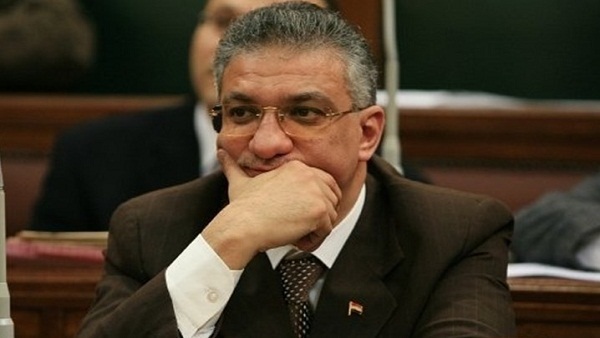 وزير التنمية المحلية يستبعد سكرتير مساعد كفر الشيخ