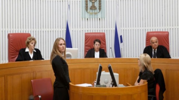 فلسطينوين يطالبوا محكمة إسرائيلية بتسليم جثامين 13 من أبنائهم